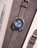 Mission To Earthphase (Pulseira de Couro) - Camurça Cinza