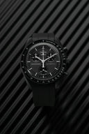 Curved rubber strap - black